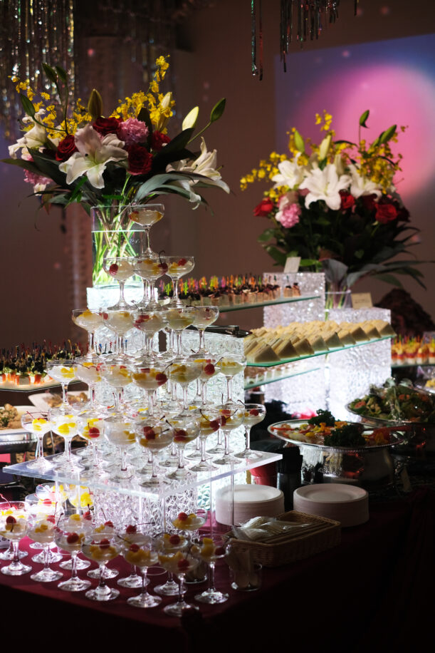 日本デザインセンター 忘年会2025「バブル」のイメージ